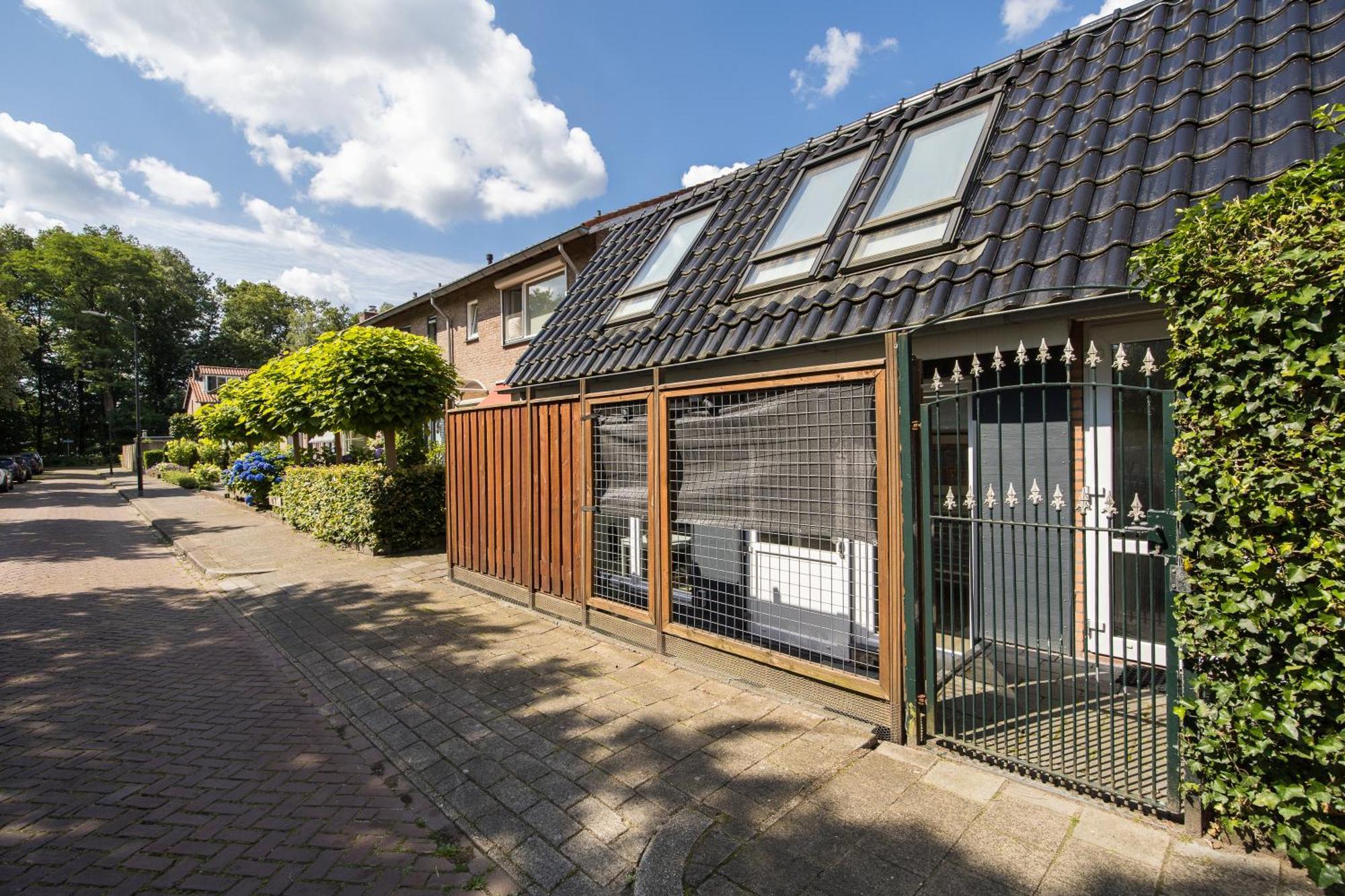 Luxe Wellness Apartment Apeldoorn With Jacuzzi And Sauna Exterior foto