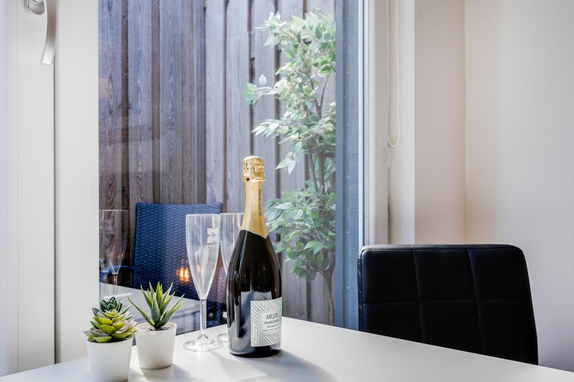 Luxe Wellness Apartment Apeldoorn With Jacuzzi And Sauna Exterior foto